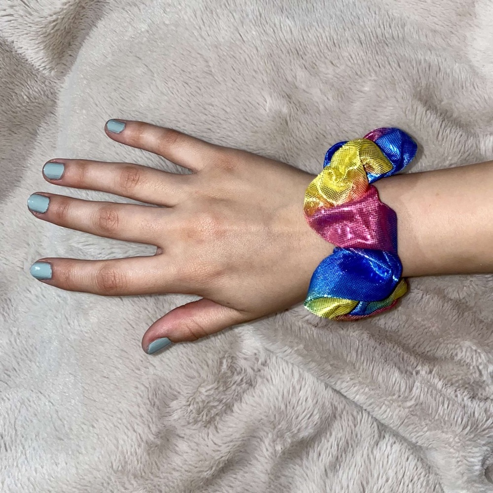 Zipper scrunchie - Picture 3 of 4